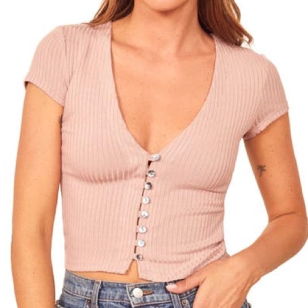 Reformation Nella Button Front Ribbed V-Neck Top in Pink
